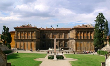 File source: http://commons.wikimedia.org/wiki/File:Palazzo_Pitti_Gartenfassade_Florenz.jpg