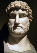 Immagine che contiene statua, museo, Busto, arteIl contenuto generato dall'IA potrebbe non essere corretto.