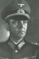 File source: http://commons.wikimedia.org/wiki/File:General_Friedrich_Paulus_1890-1957.jpg